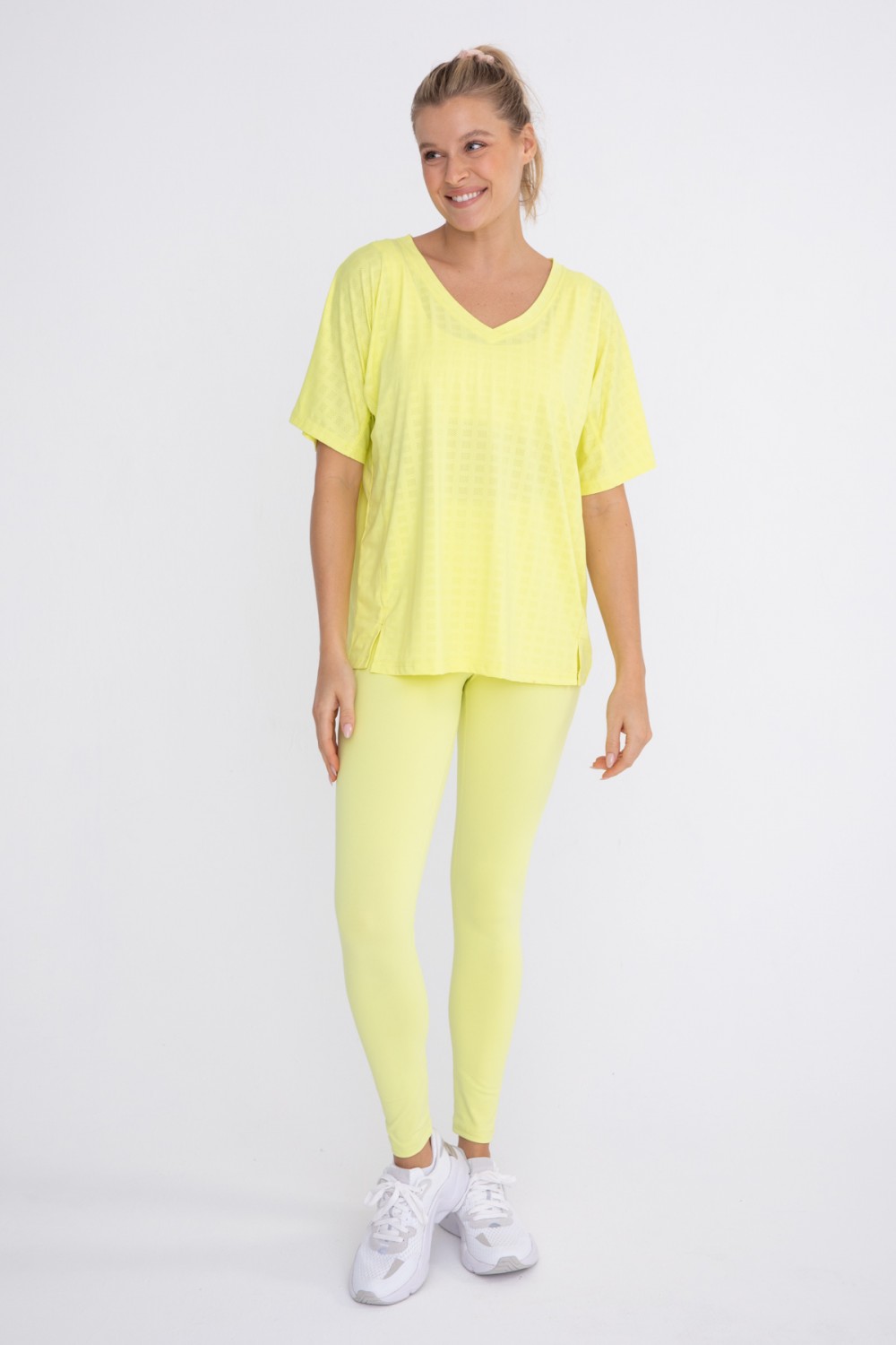 V-Neck & T Solid light lime set